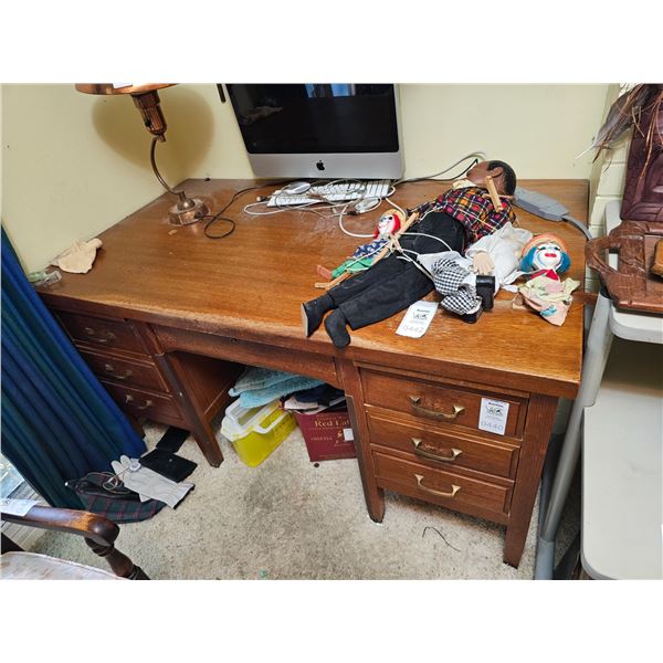 Poak Desk C