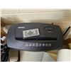 Image 3 : Filing Cab, Fan & Shredder C
