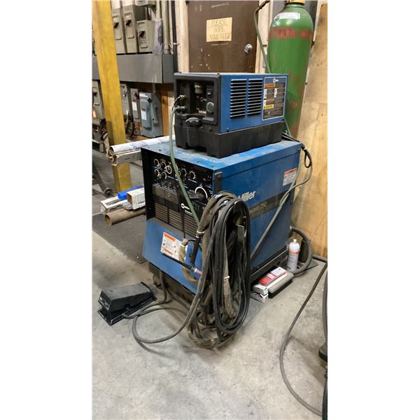 MILLER SYNCROWAVE 250 AC/DC TIG/STICK WELDER WITH COOLMATE 3 COOLING SYSTEM ON MOBILE WELDERS