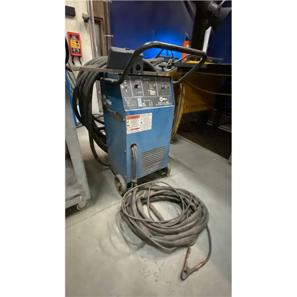 MILLER SPECTRUM 500 DC PLASMA CUTTING SYSTEM ON MOBILE WELDERS CART WITH WELDING LINES & GUN