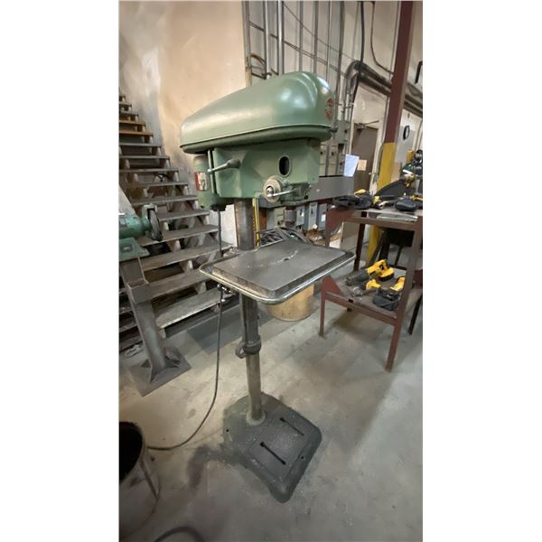 DELTA NJ62M650CW, 1/2 HP INDUSTRIAL DRILL PRESS ON PEDESTAL