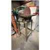 Image 2 : DELTA SI848910WCCW INDUSTRIAL DISC SANDER ON SMALL EQUIPMENT TABLE