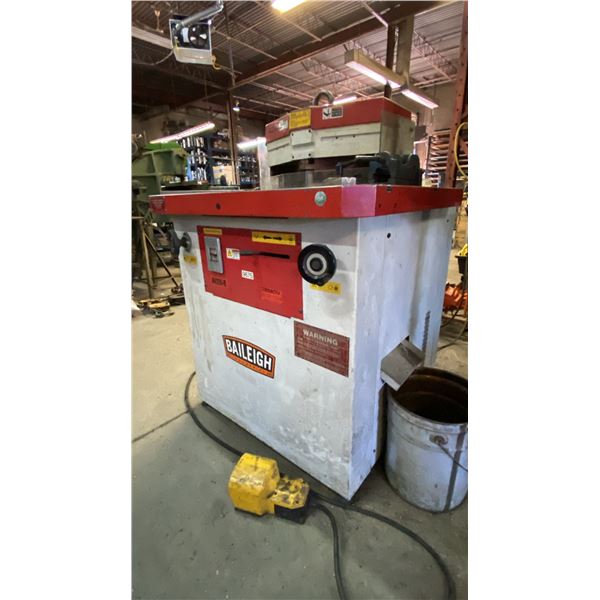 BAILEIGH AV226-B, HEAVY DUTY VARIABLE-ANGLE HYDRAULIC NOTCHING MACHINE