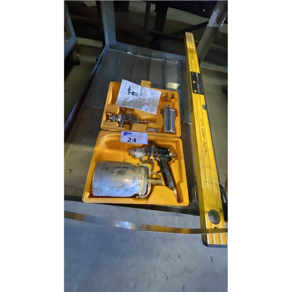 AIR PLUS PNEUMATIC PAINT SPRAYER SET IN HARD TRANSPORT CASE WITH SMART TOOL DIGITAL LEVEL