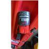 Image 3 : MILWAUKEE M12 HAMMERVAC UNIVERSAL DUST EXTRACTOR IN HARD TRANSPORT CASE WITH 2 BATTERIES & CHARGER