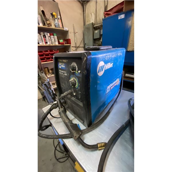 MILLER MILLERMATIC 211 PROFESSIONAL GRADE DUAL VOLTAGE MIG WELDER WITH POWER CABLE, STINGER &
