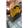 Image 3 : DEWALT DW871 14" ELECTRIC CHOP SAW