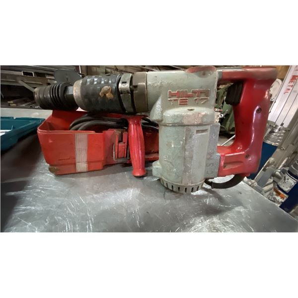 HILTI TE17 HEAVY DUTY ELECTRIC ROTARY HAMMER DRILL IN HARD TRANSPORT CASE