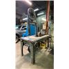 Image 2 : ARMSTRONG BLUM MARVEL METAL NO.8 VERTICAL BANDSAW