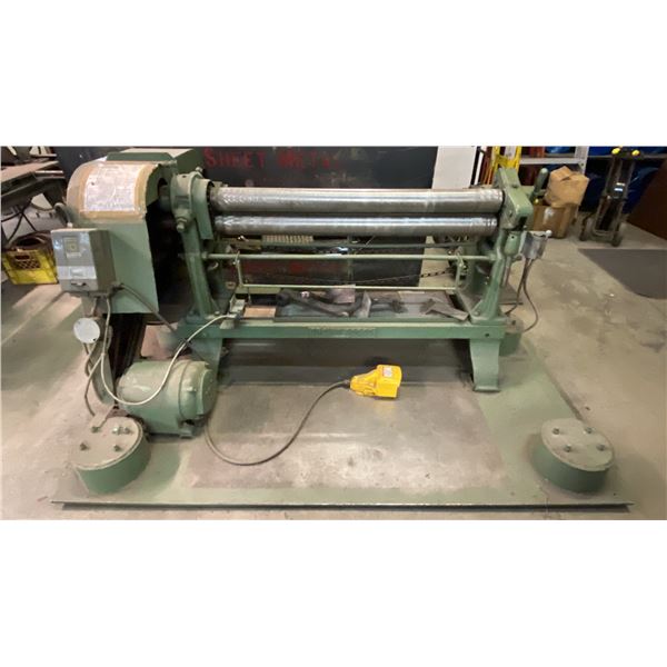 BROWN BOGGS INDUSTRIAL SHEET METAL BENDING MACHINE