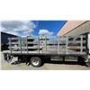 Image 9 : 2004 GMC W4500, 2DR FLATDECK TRUCK, WHITE, VIN J8DC4B14747008462,