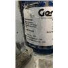 Image 2 : GENIE SUPER HOIST GH-3.8 PORTABLE TELESCOPING PNEUMATIC MATERIAL LIFT, 300LB CAPACITY