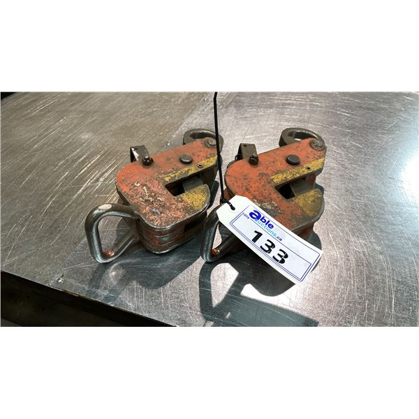 PAIR OF HEAVY DUTY PLATE GRABBERS