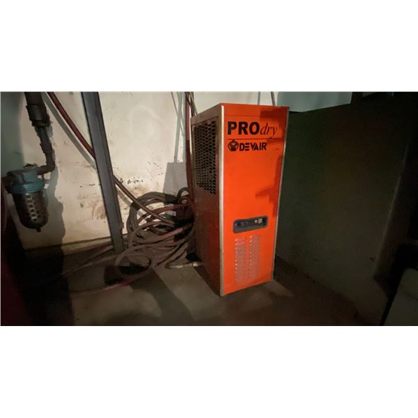 DEVAIR PRO DRY PROFESSIONAL COMPRESSED AIR DRYER