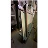 Image 2 : LEONAR DRAFTING TABLE WITH VEMCO MARK III V-TRACK