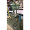 Image 1 : DELTA ROCKWELL 17-600, 17" VINTAGE DRILL PRESS