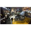Image 5 : YALE GLC050VXNVRE085YELLOW PROPANE FORKLIFT WITH SOLID TIRES, FINGER CONTROLS, 3 STAGE MAST, SIDE