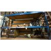 Image 3 : 2 BAYS OF BLUE INDUSTRIAL PALLET RACKING, 4-16 FT UPRIGHTS, 21-12.5 FT SIDE RAILS WITH WOOD,