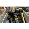 Image 5 : GROUP OF 11 TESTED/WORKING DEWALT 20V CORDLESS DRILLS/IMPACT DRILLS WITH BAG OF CHARGERS