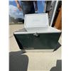 Image 3 : Coleman Steel Belted Cooler, Green