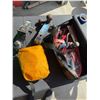 Image 2 : Automotive roadside and towing kit