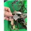 Image 2 : Metal Animal Traps Collection
