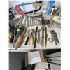 Image 2 : Hand Tools and Screwdrivers