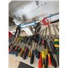 Image 6 : Hand Tools and Screwdrivers