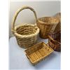 Image 2 : Decorative Wicker Storage