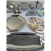 Image 4 : Metallic Servingware
