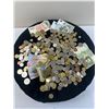 Image 1 : Assortment of international Currency
