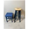 Image 1 : Wooden Stools