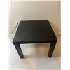 Image 1 : Ikea "Lack" Table