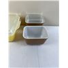 Image 4 : Vintage Pyrex Dishes
