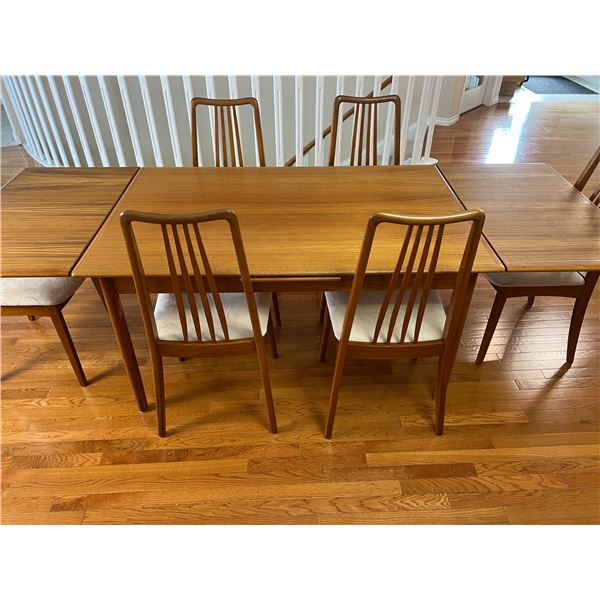 MCM Dining Table & Chairs