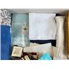 Image 4 : Table and Kitchen Linens
