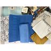 Image 5 : Table and Kitchen Linens