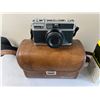 Image 6 : Camera & Binoculars