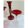 Image 6 : Unique Red Glassware