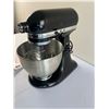 Image 2 : Kitchen Aid Stand Mixer