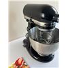 Image 3 : Kitchen Aid Stand Mixer