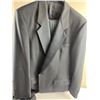 Image 3 : Men's Formal Attire