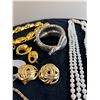 Image 6 : Costume Jewelry Lot