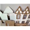 Image 4 : Wooden Dollhouse