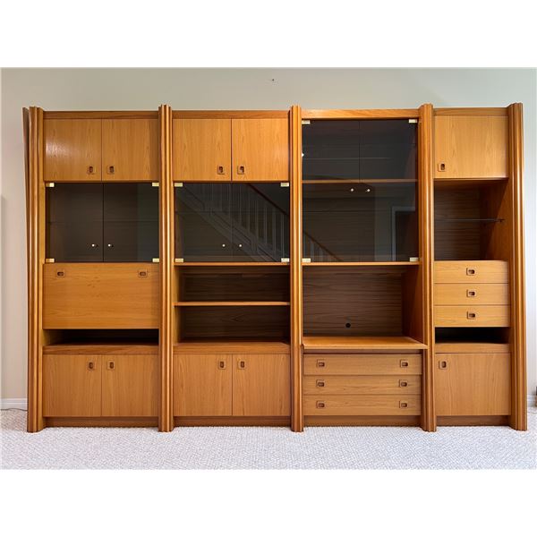 MCM Wall Unit
