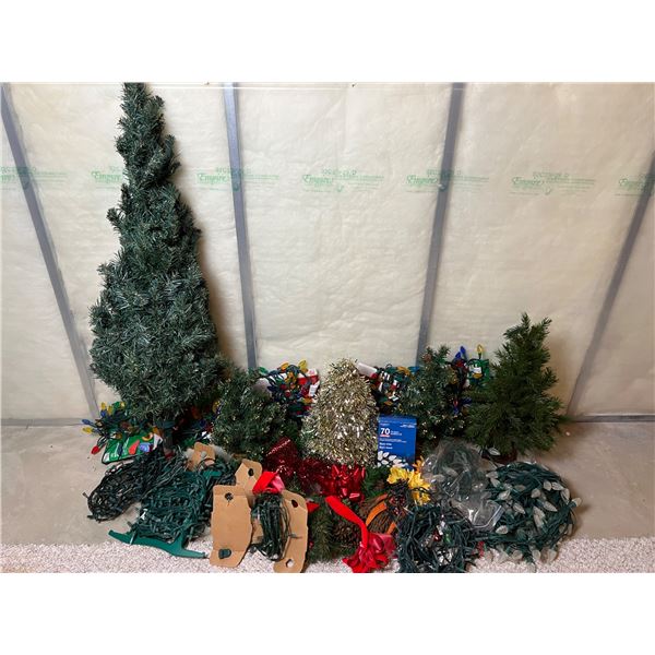 Christmas Trees & Decor