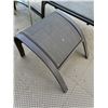 Image 3 : Patio Lounger & Side Table