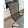 Image 4 : Patio Table & Chairs