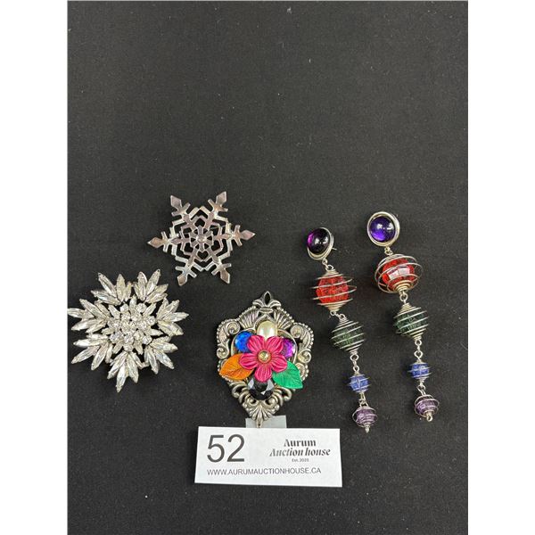 Vintage Jewelry Lot of Broaches, Colourful Dangly Earrings etc
