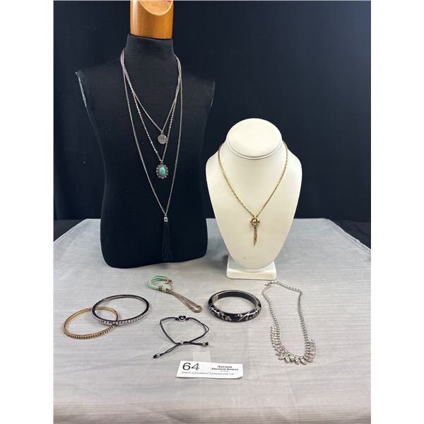Nice Lot of Vintage Gold and Silver Tone Necklaces, Braelets etc